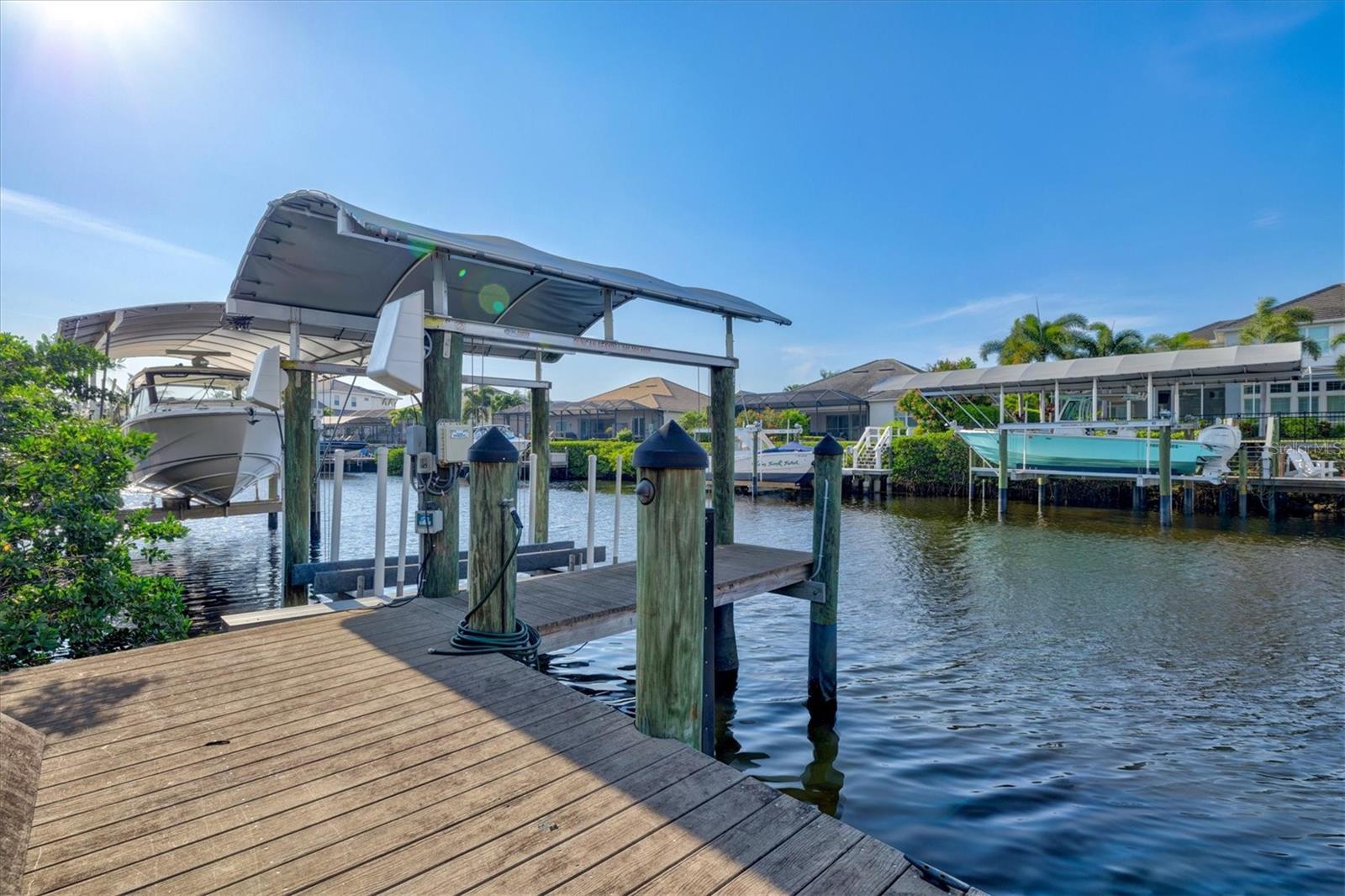 HARBOUR WALK - Residential