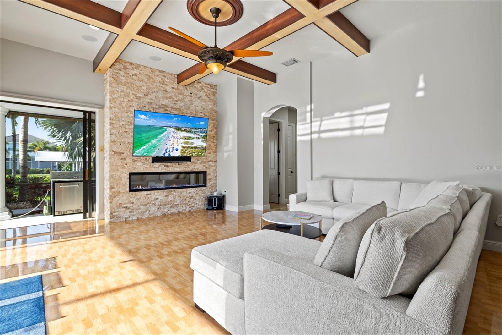 HARBOUR WALK - Residential