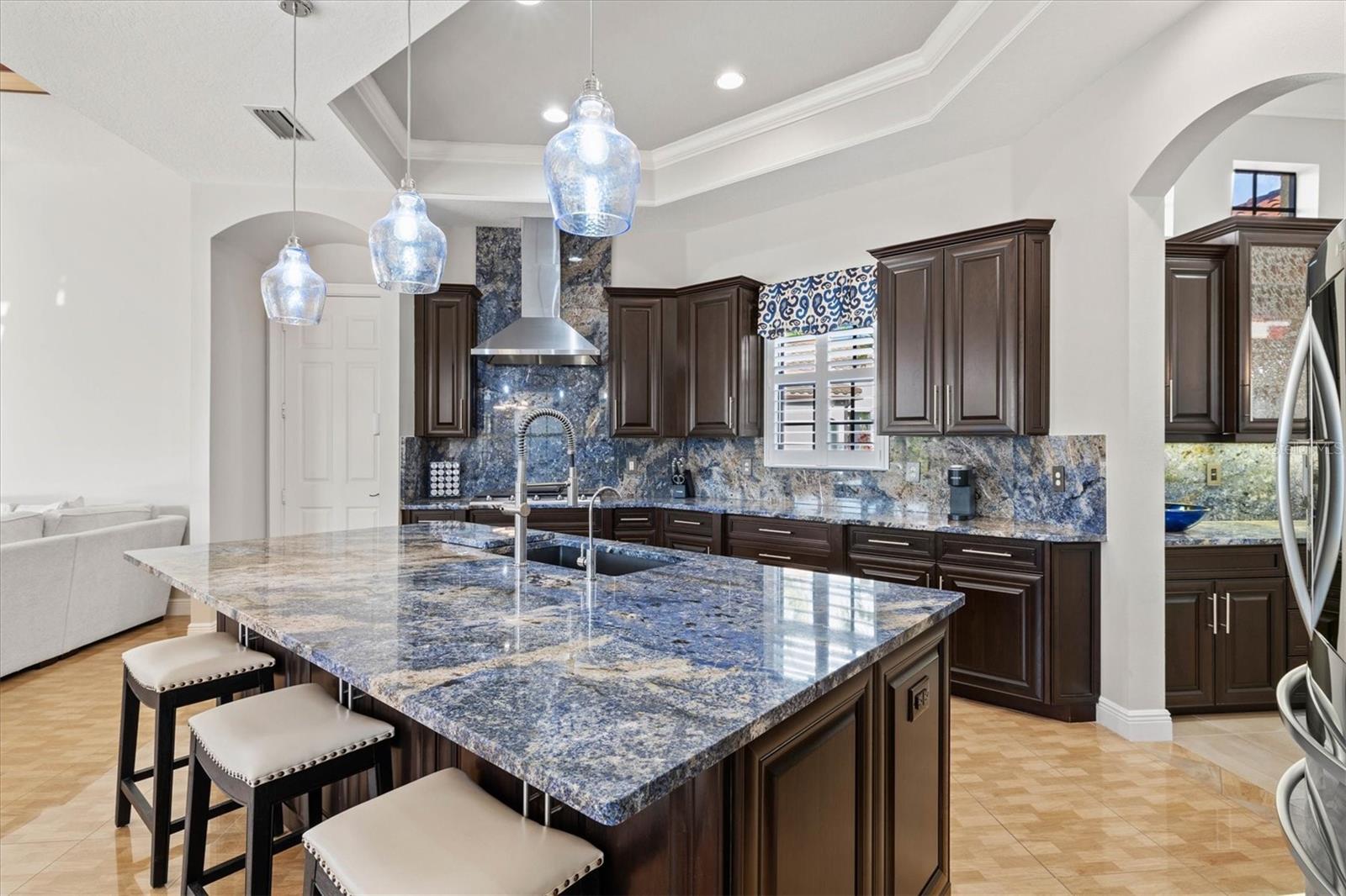 HARBOUR WALK - Residential