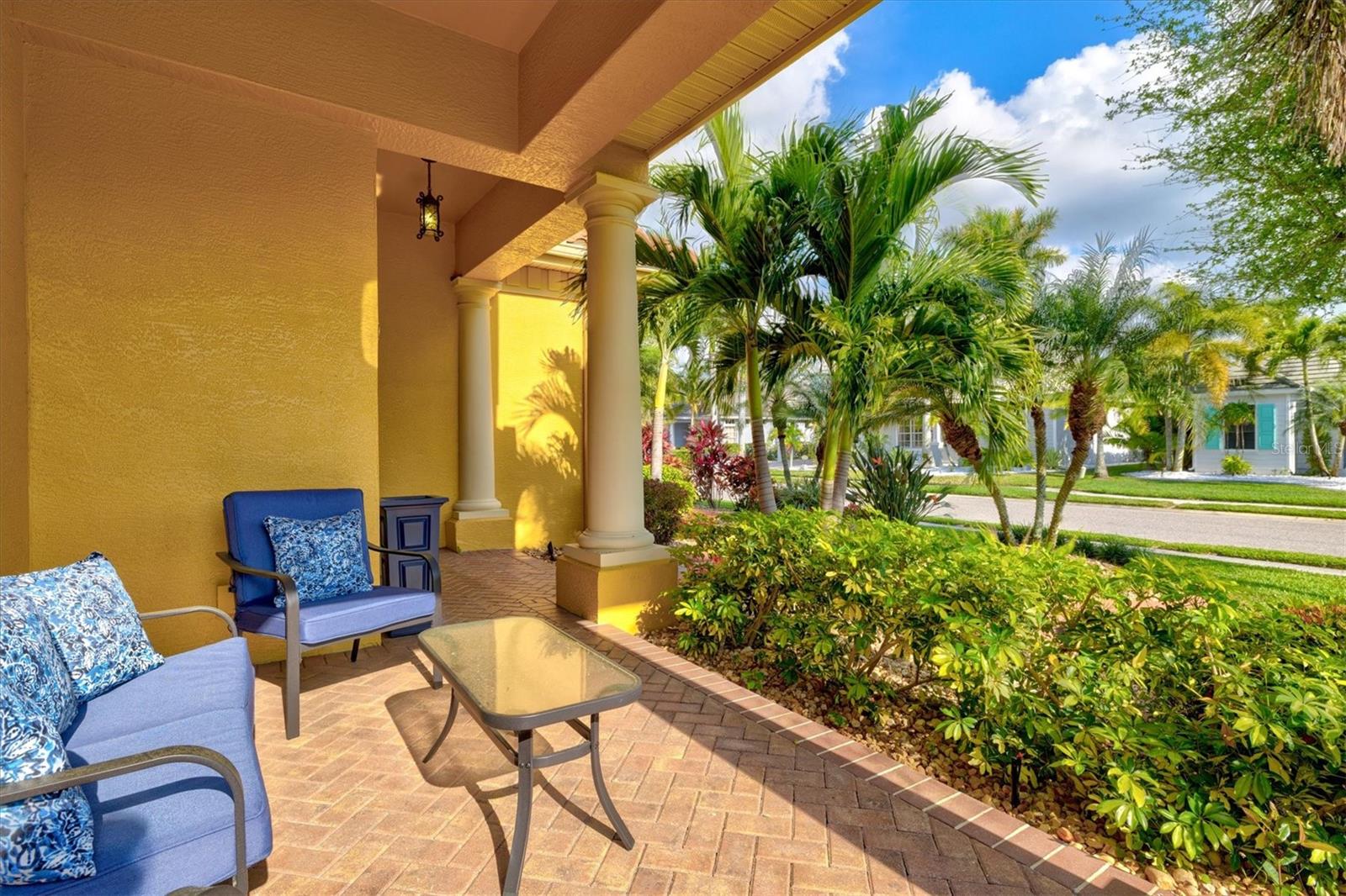 HARBOUR WALK - Residential