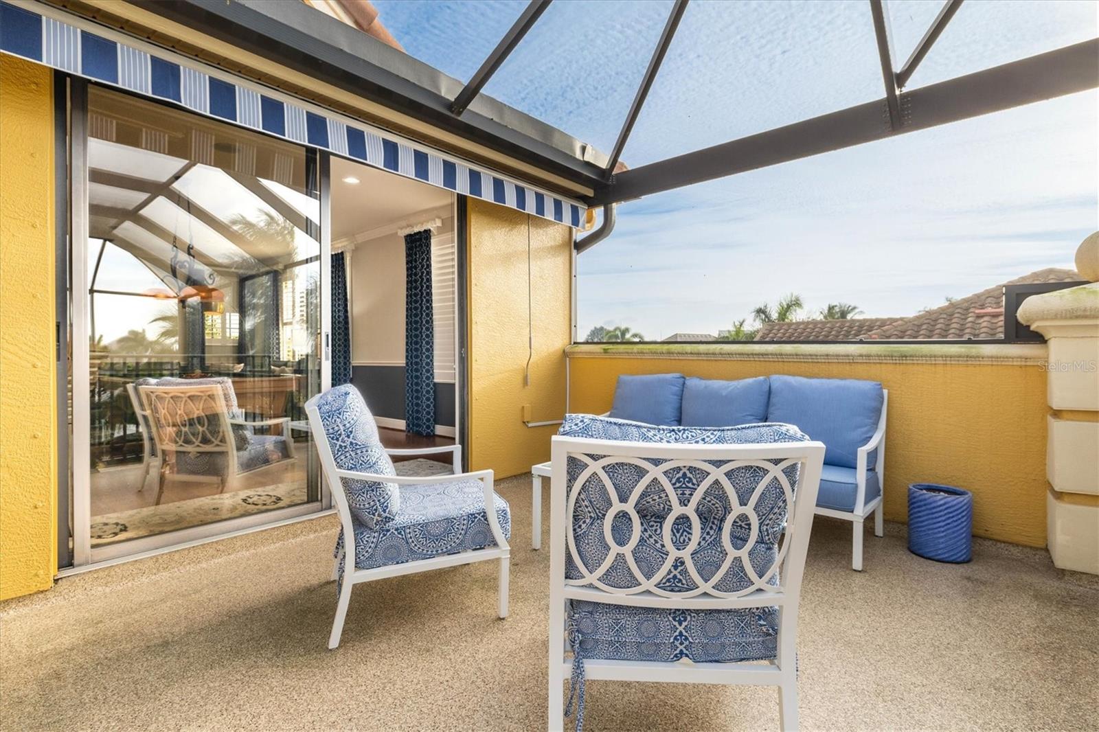 HARBOUR WALK - Residential