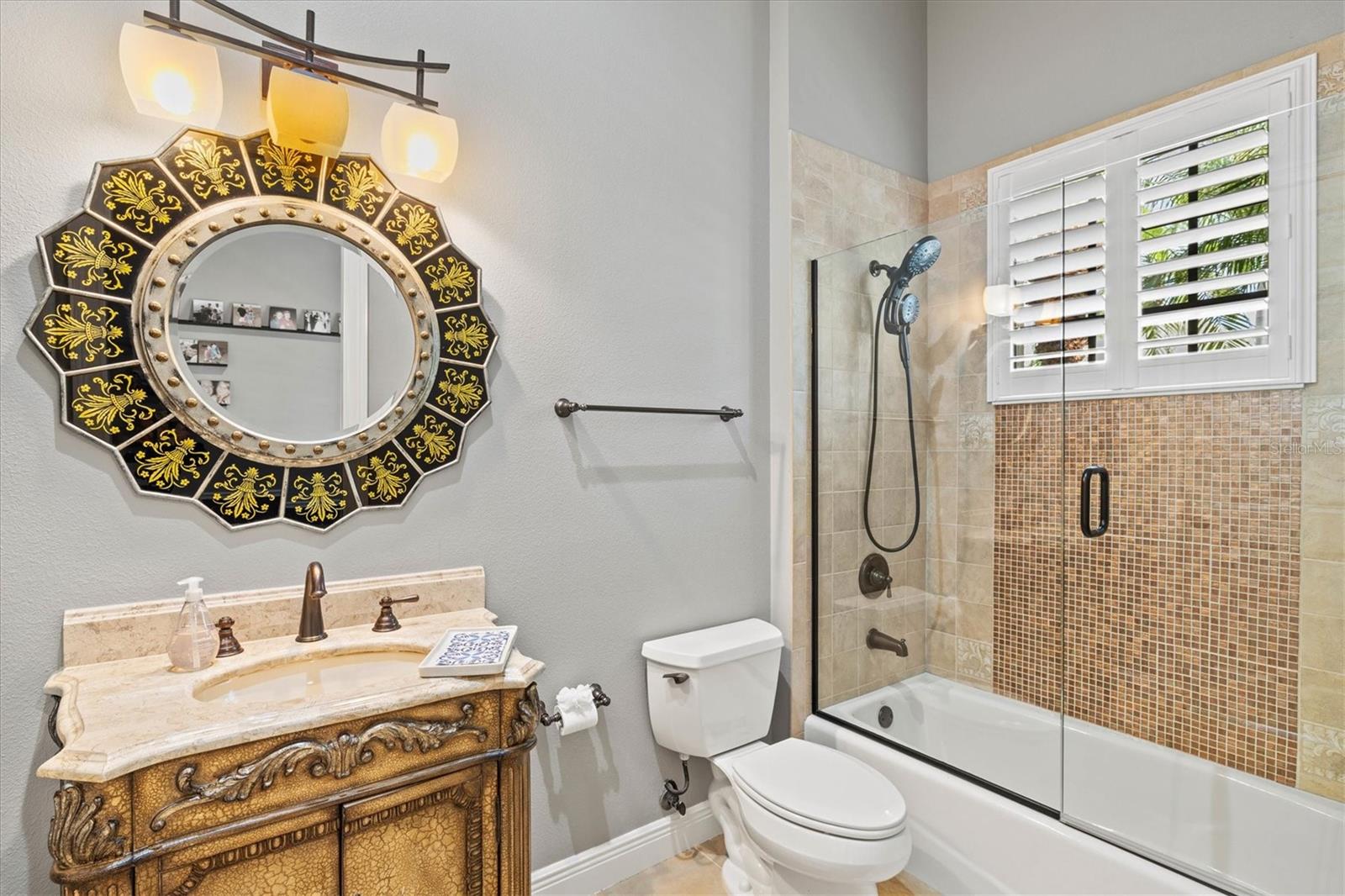 HARBOUR WALK - Residential