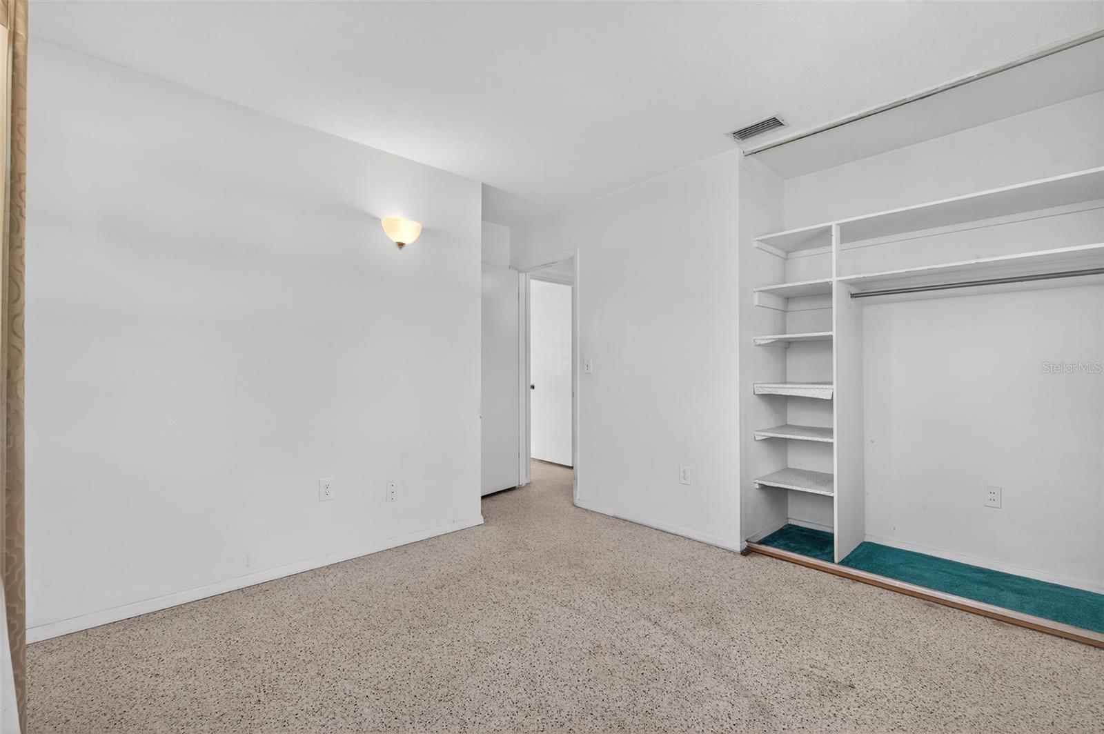 WESTGATE MNR - Residential