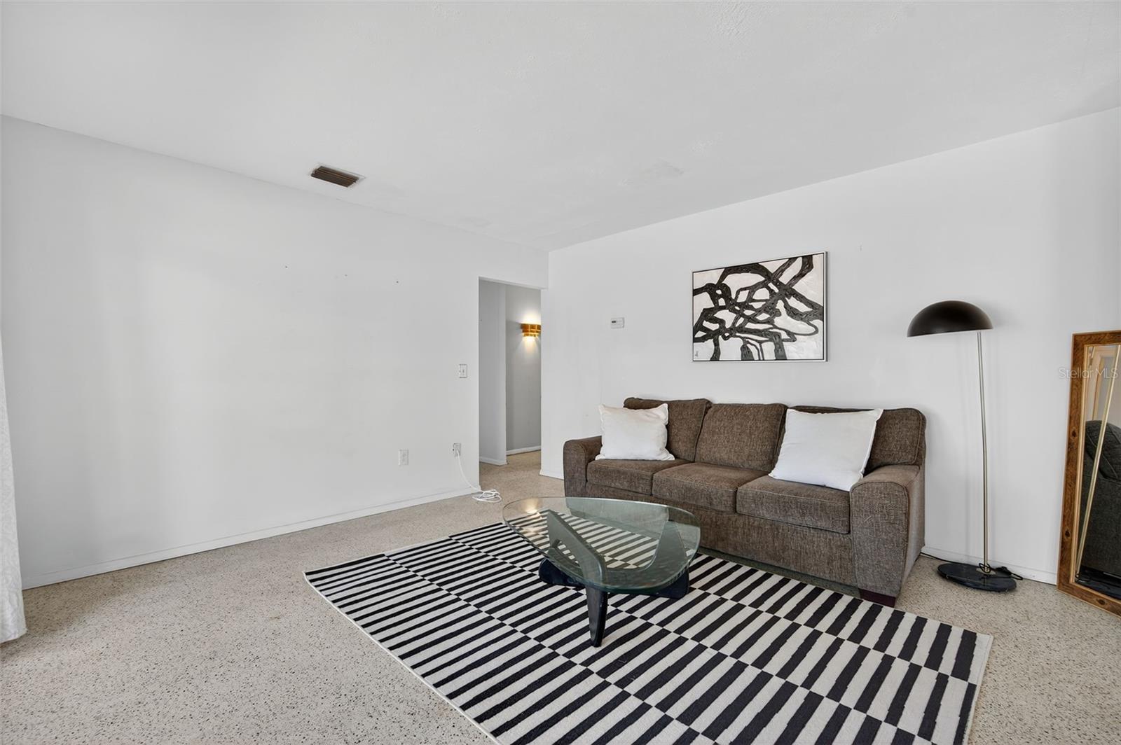 WESTGATE MNR - Residential