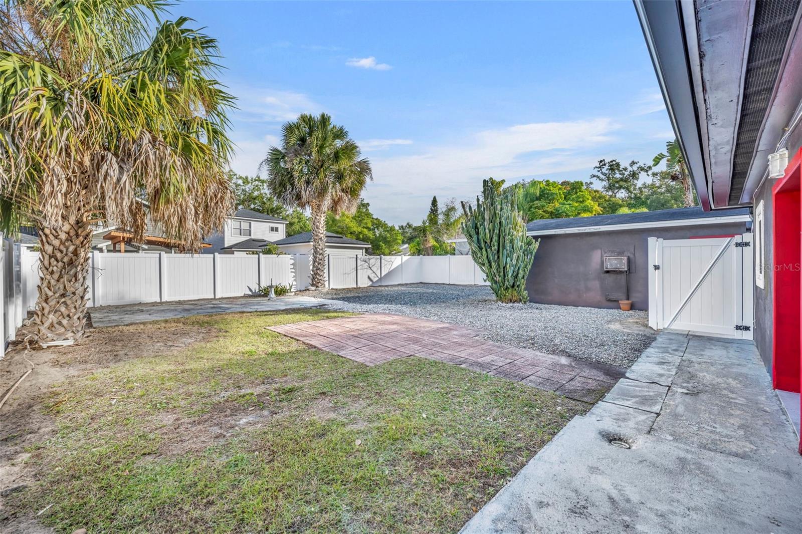 COLONIAL GROVE ESTATES - Residential Lease