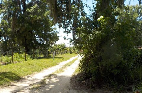 Tiny photo for 6404 SW 9th Avenue, Ocala, FL 34471 (MLS # OM727509)