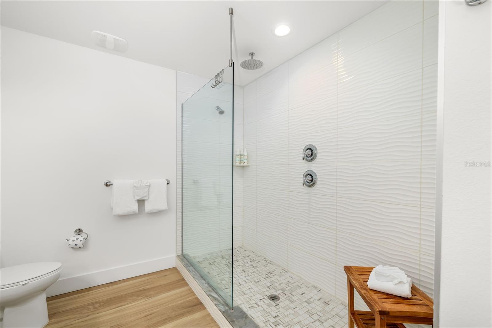 MADEIRA DEL MAR CONDO - Residential