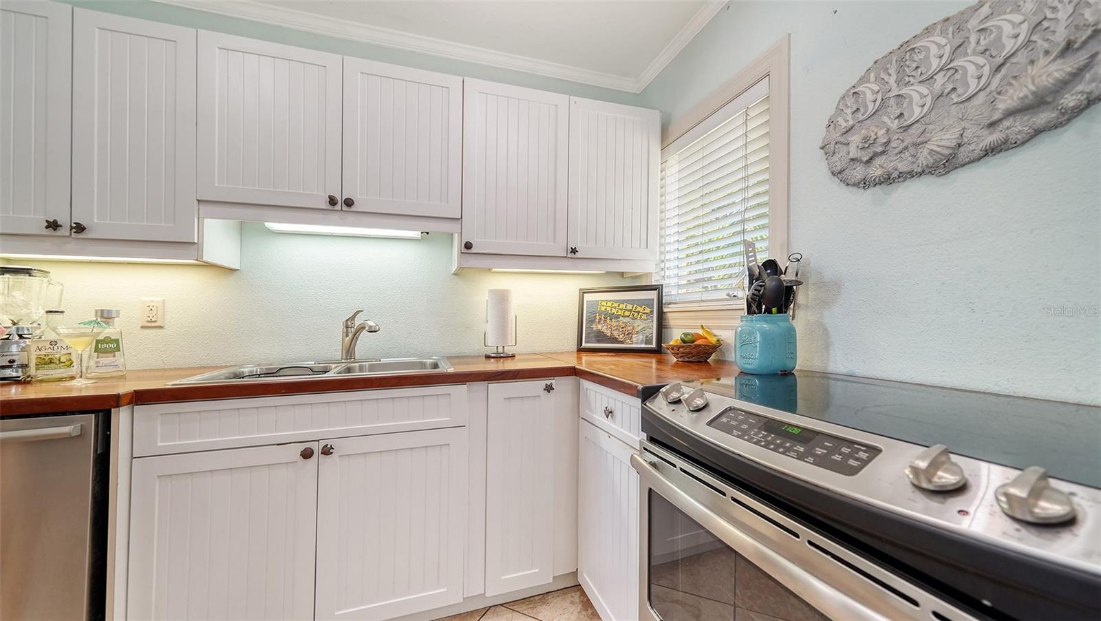 MANASOTA KEY - Residential