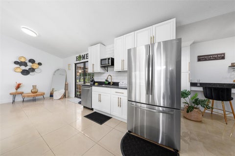 Tiny photo for 3450 NE 70th Street, Ocala, FL 34479 (MLS # S5151078)