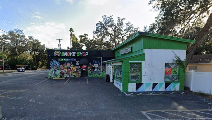 Two buildings for the price of one.

Folio #101547-0000.

Lot Size 7,250 SF (.17 Acres).

2,532 HSF.

Property is Tenant Occupied.

Zoning CG.

Retail Storefront, Hard Corner Location.