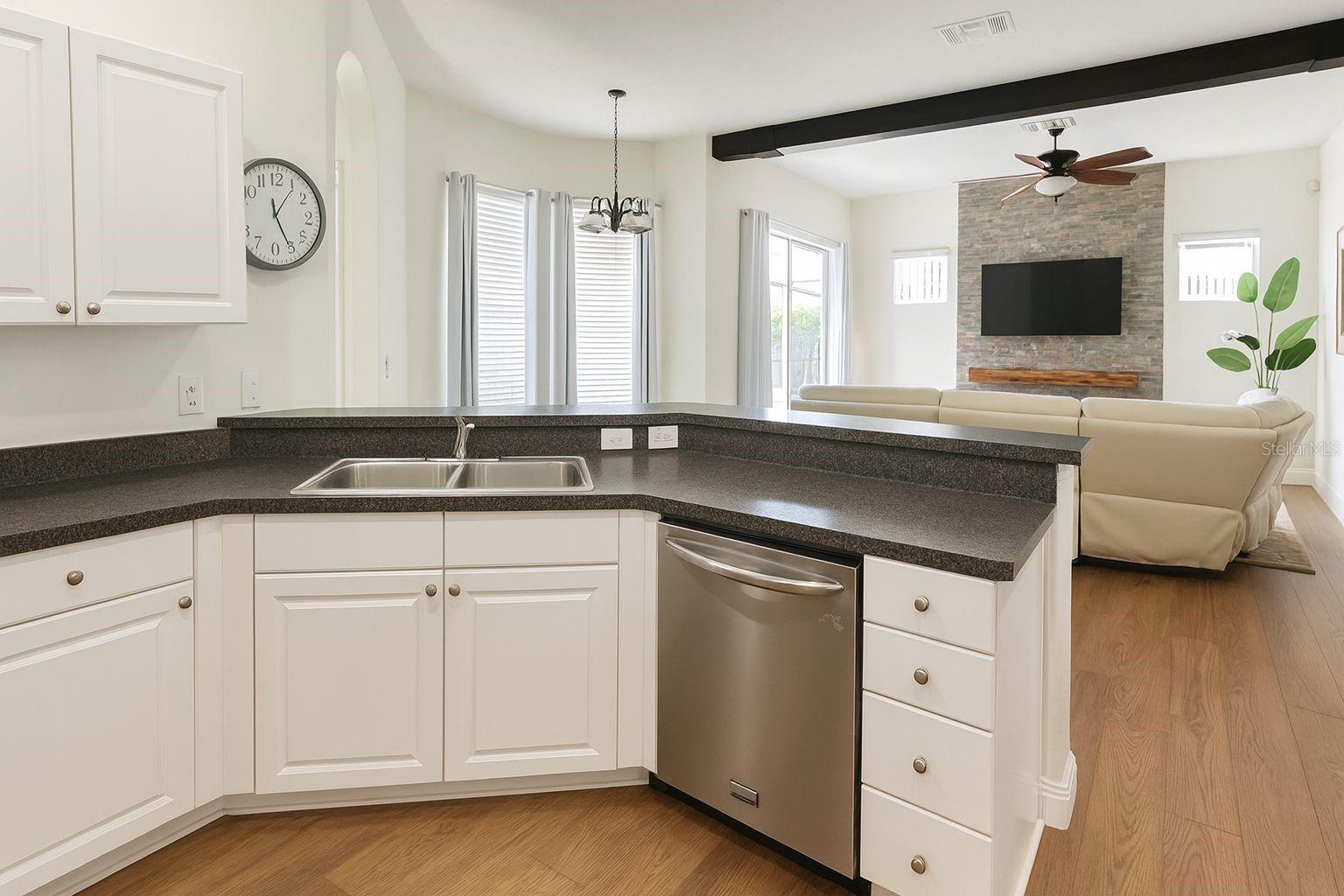 TUSCAN HILLS - Residential Lease