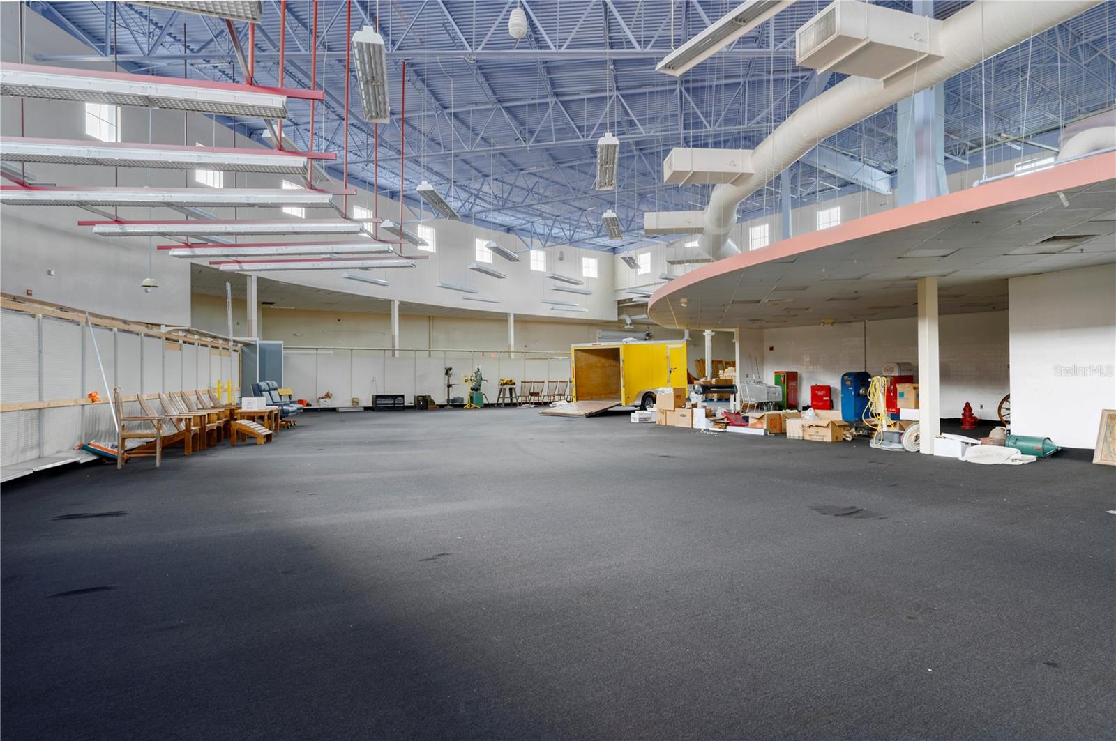 SEMINOLE LAKES PLAZA - Commercial Sale