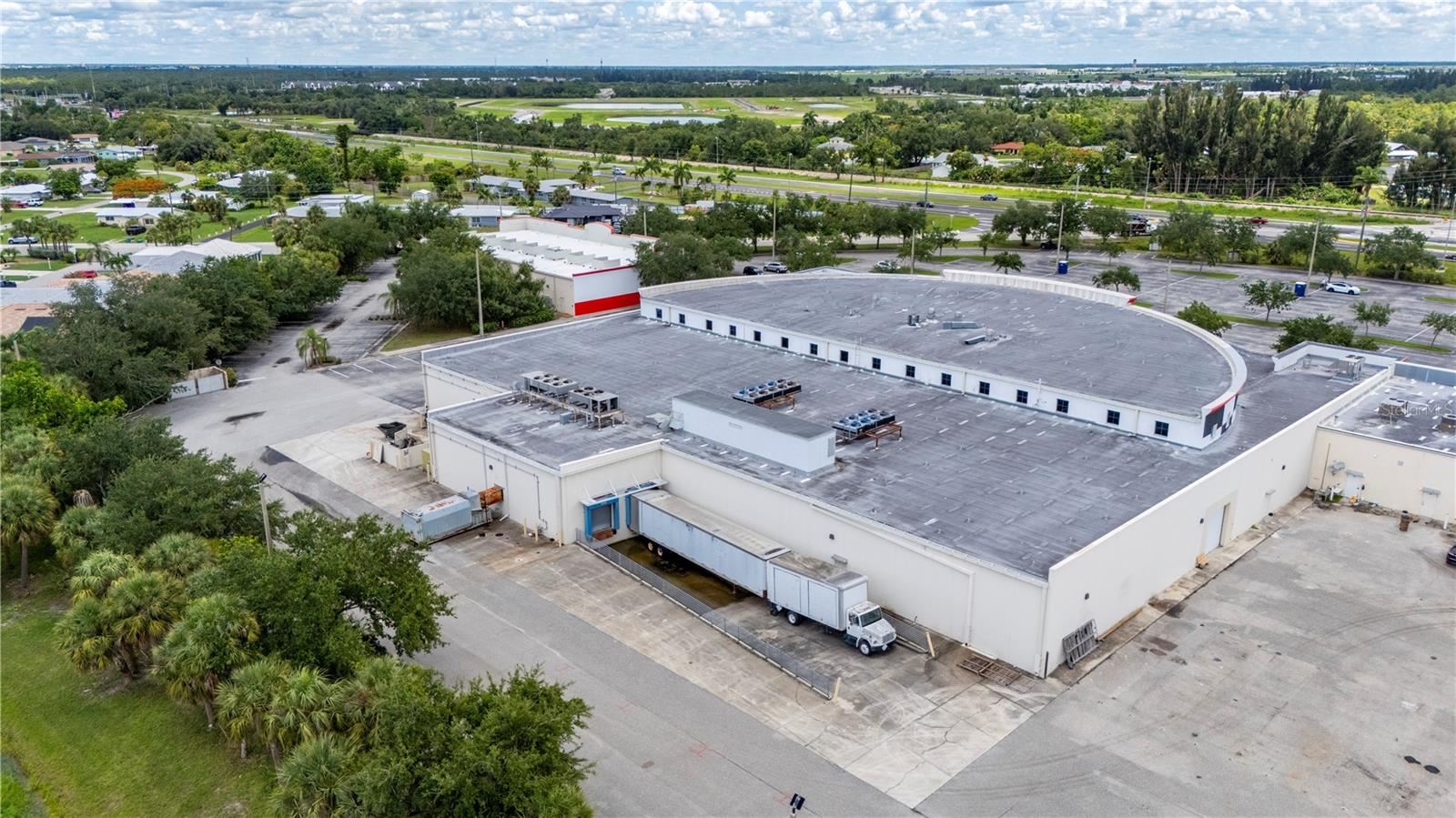 SEMINOLE LAKES PLAZA - Commercial Sale