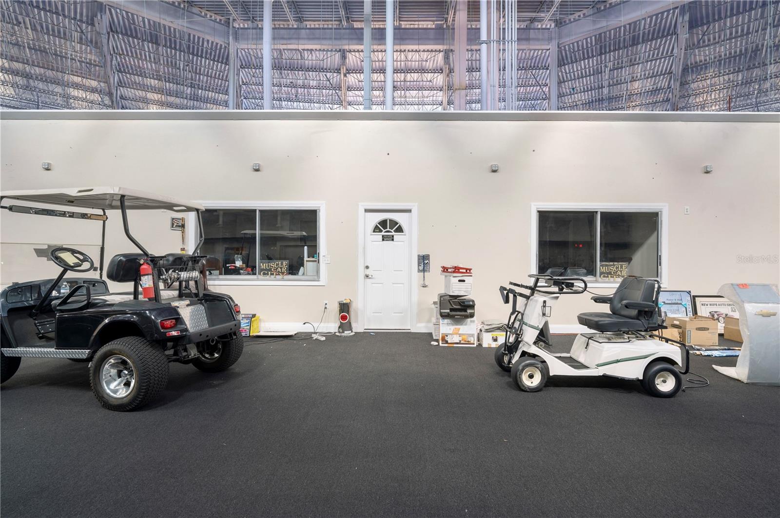 SEMINOLE LAKES PLAZA - Commercial Sale