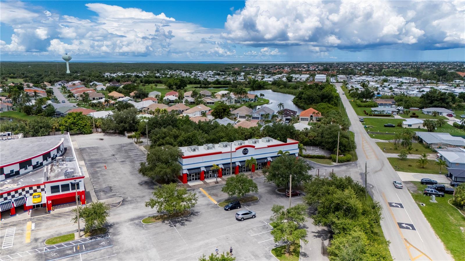 SEMINOLE LAKES PLAZA - Commercial Sale