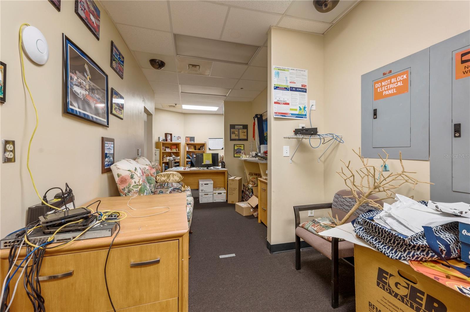 SEMINOLE LAKES PLAZA - Commercial Sale