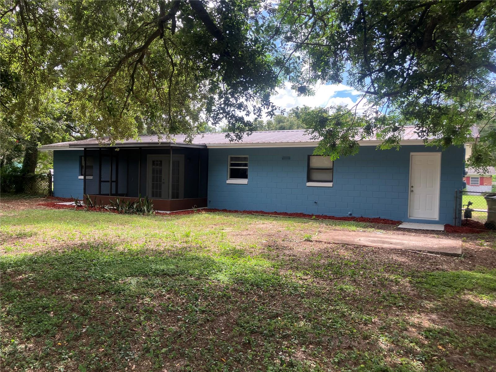 2013 LIVE OAK DRIVE