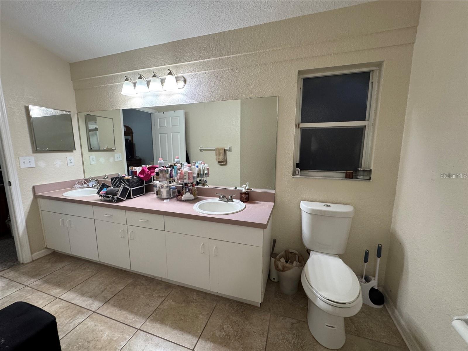 SCENIC HILLS - Residential