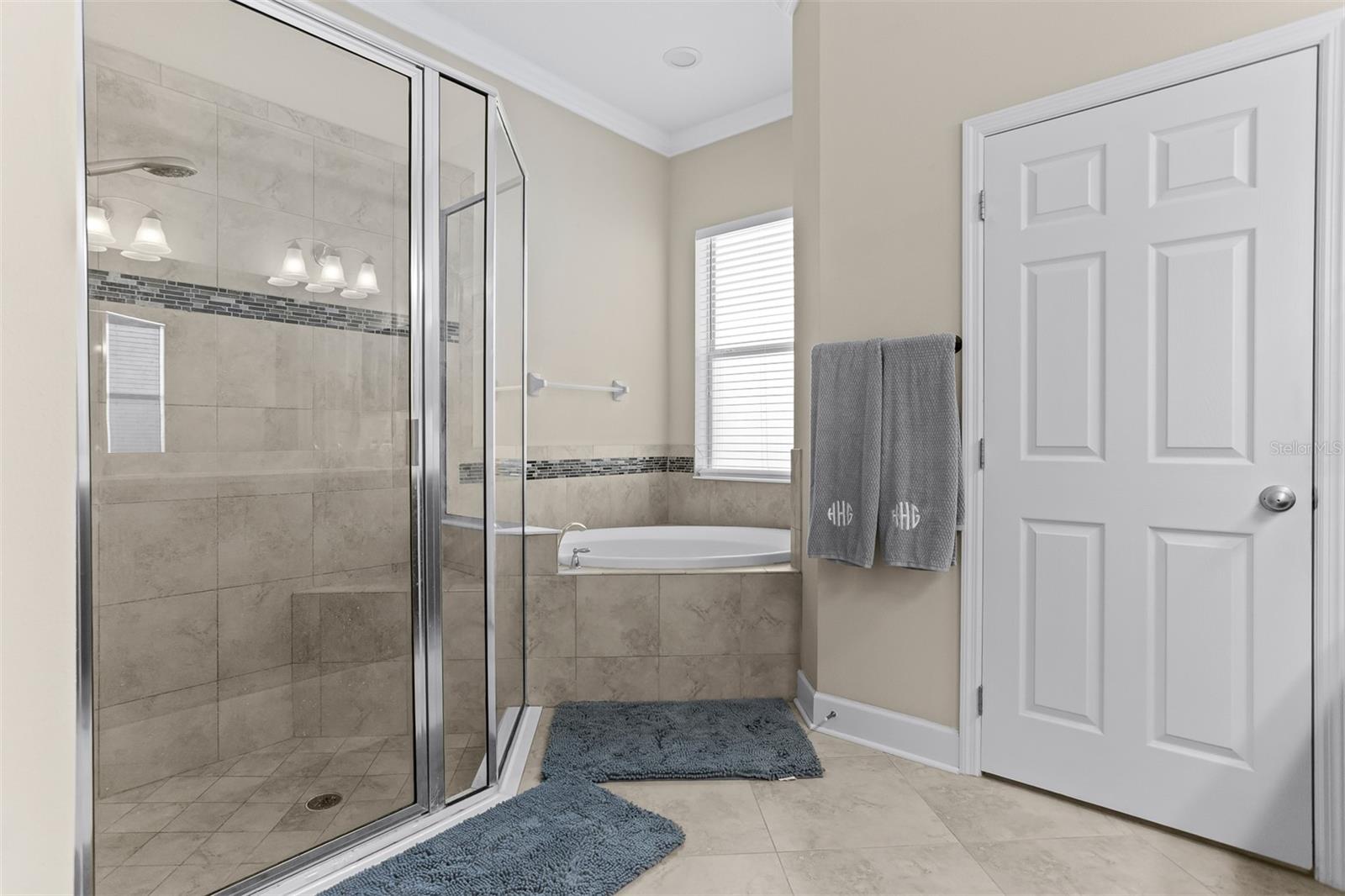 WINTHROP VILLAGE - Residential