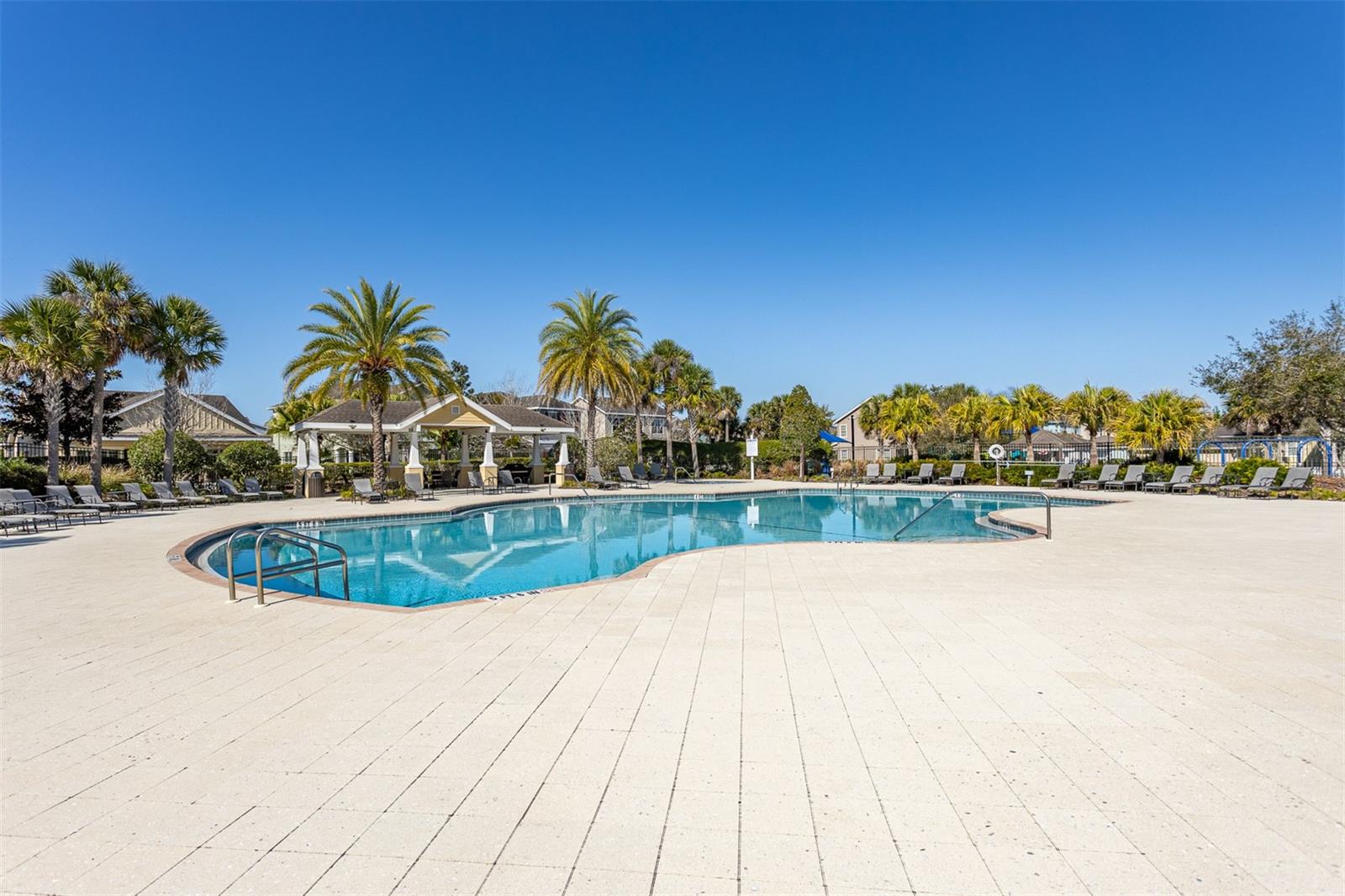 WINTHROP VILLAGE - Residential