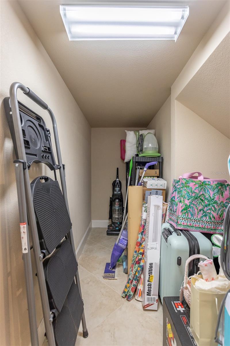 WINTHROP VILLAGE - Residential