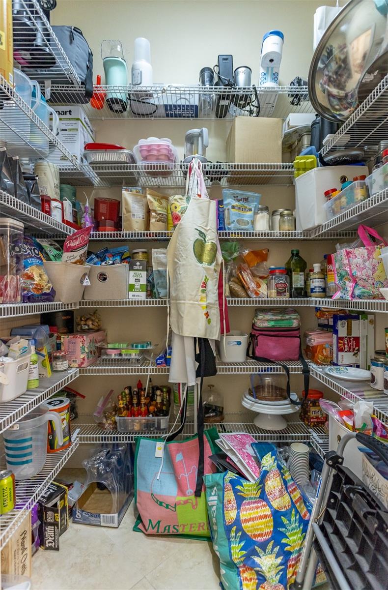 WINTHROP VILLAGE - Residential