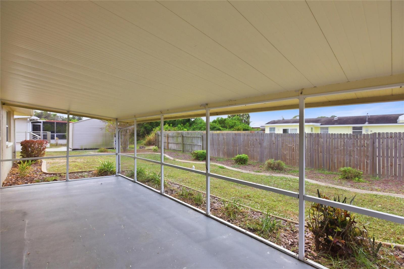 SOUTH VENICE - Residential