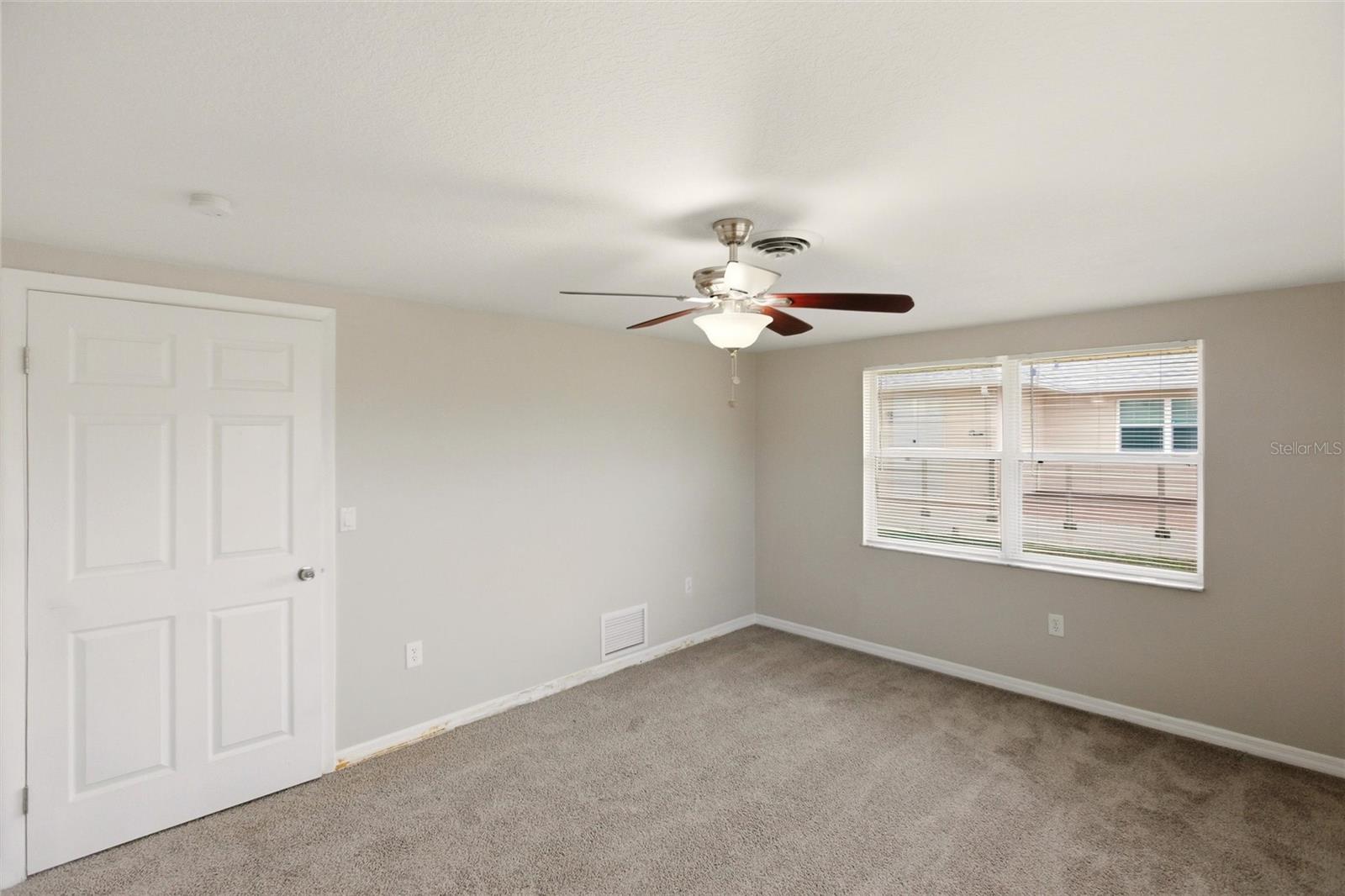 SOUTH VENICE - Residential