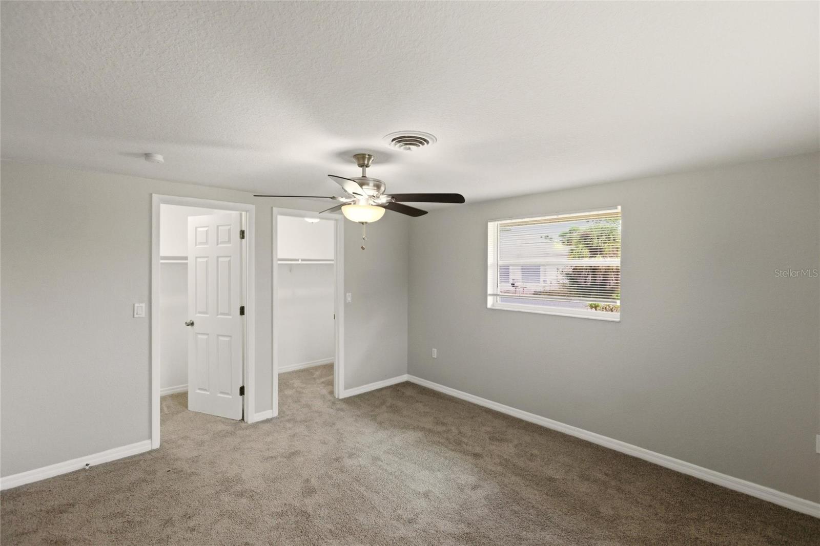 SOUTH VENICE - Residential