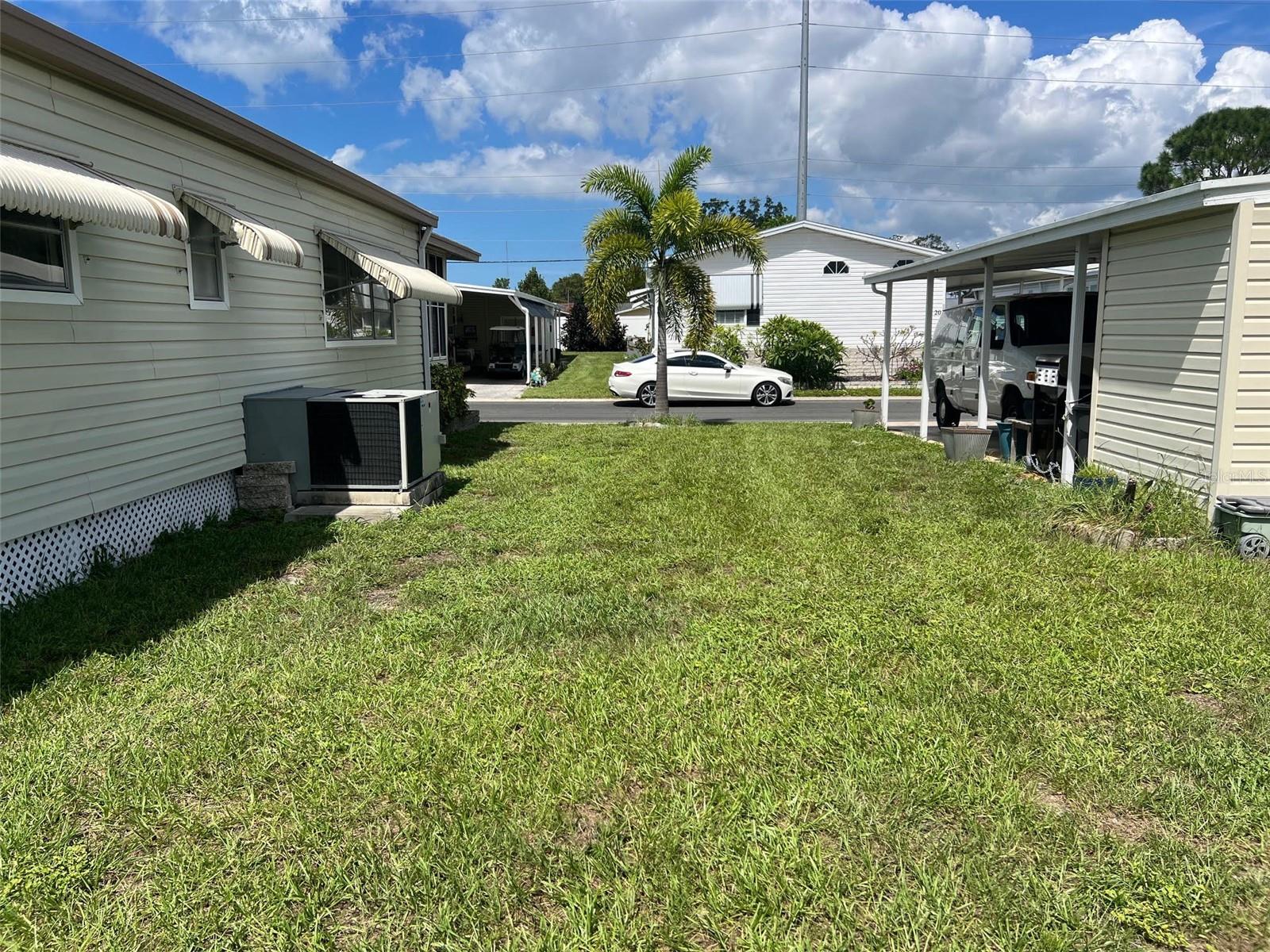 19 PINDO PALM STREET W