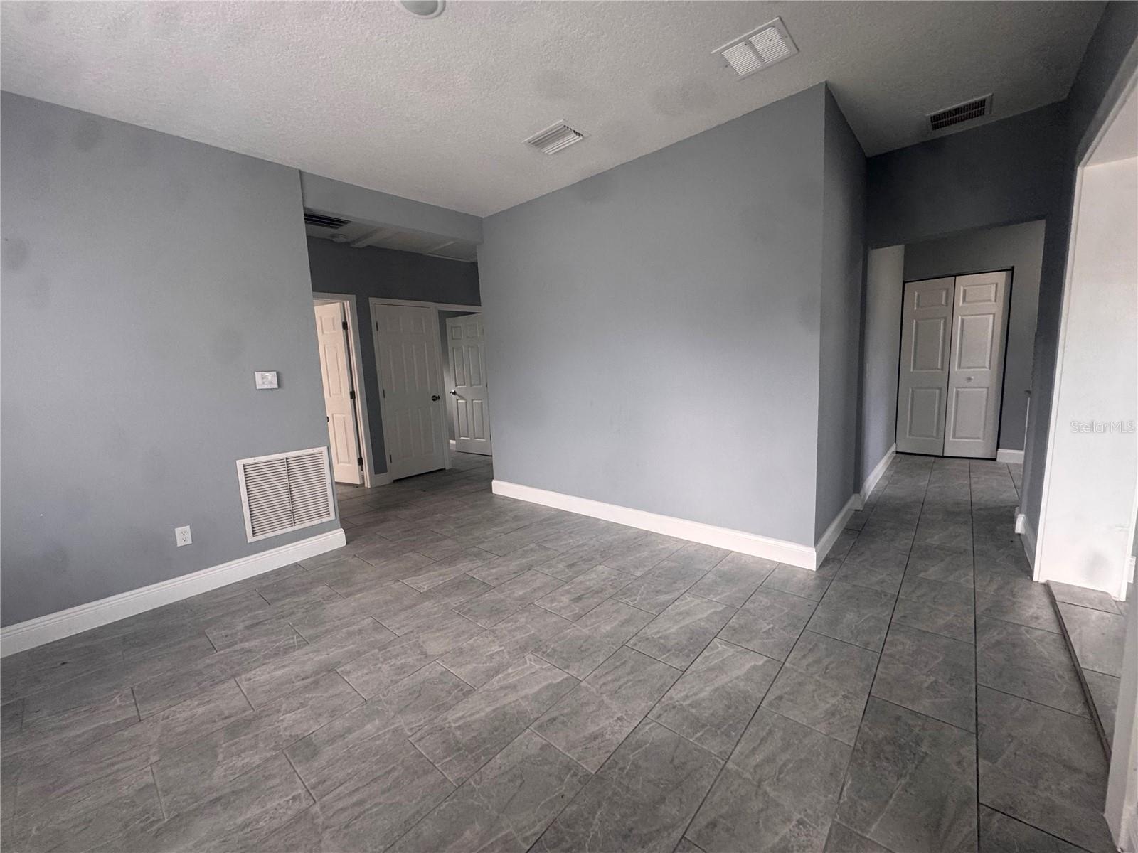 SOUTHGATE BLAKE - Residential