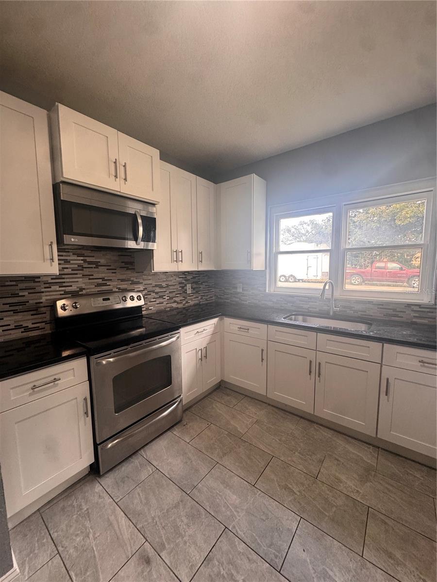 SOUTHGATE BLAKE - Residential