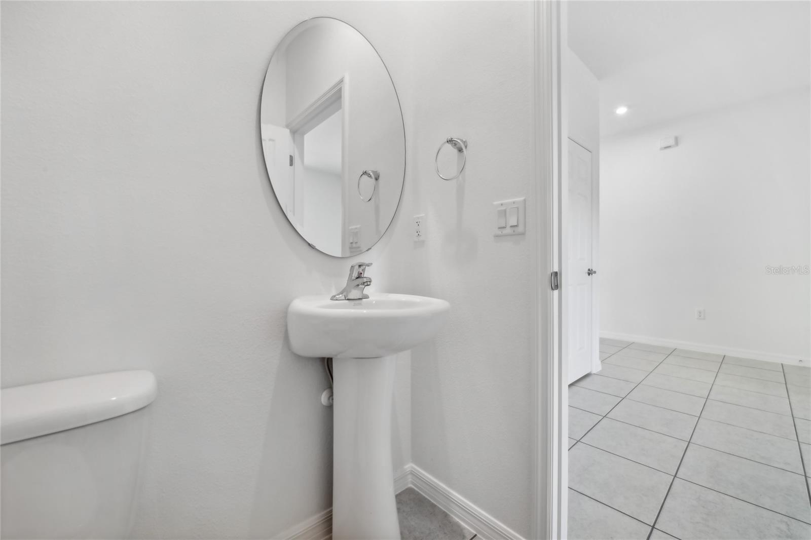 GROVES AT GRAND ISLAND - Residential