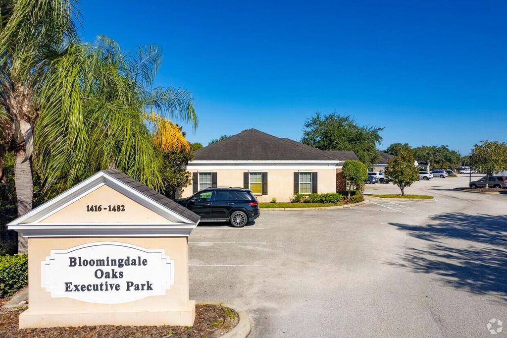 Photo of 1422 Bloomingdale Avenue, Valrico, FL 33596 (MLS # TB8408890)