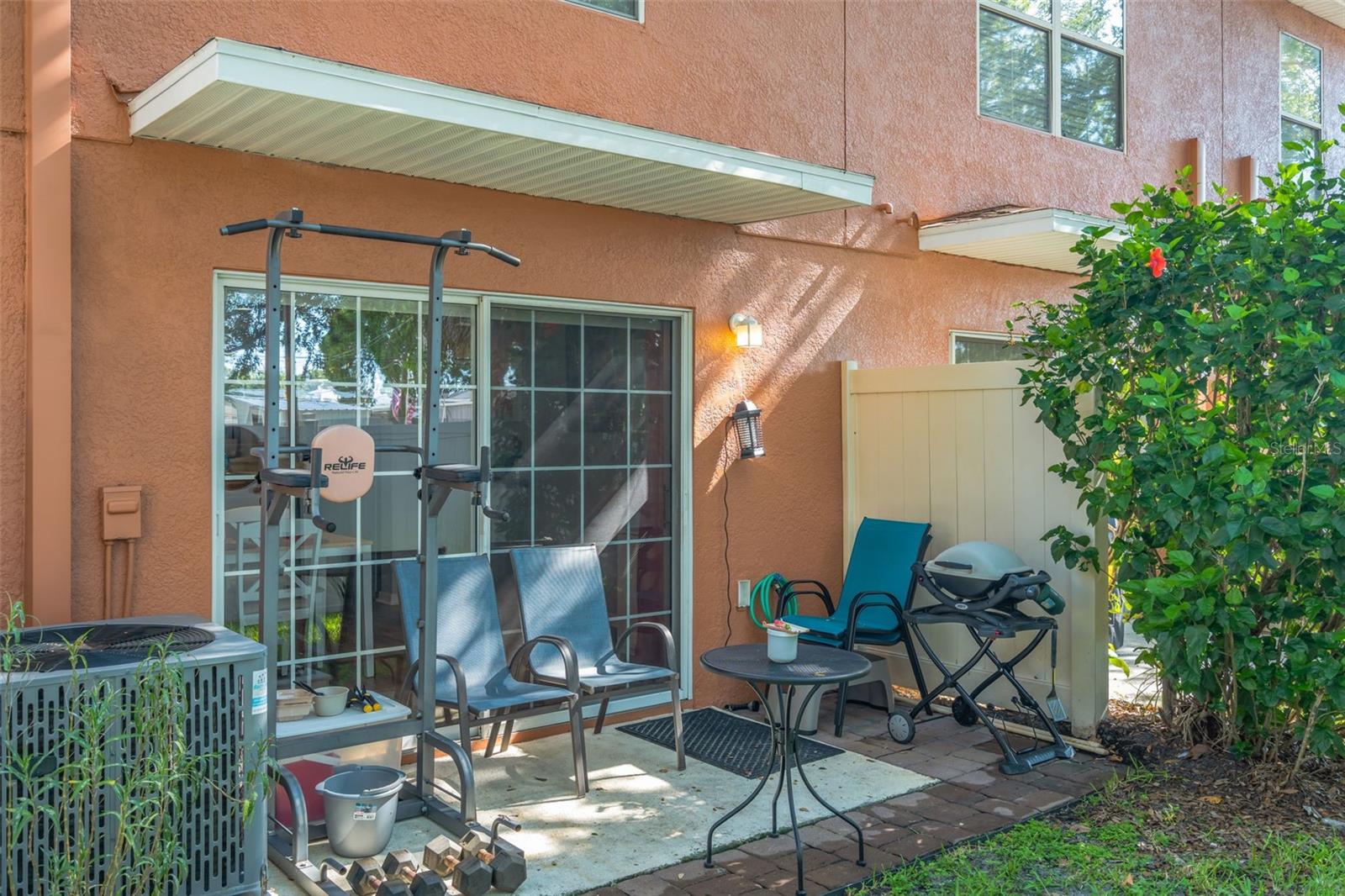 2575 HIDDEN COVE LANE