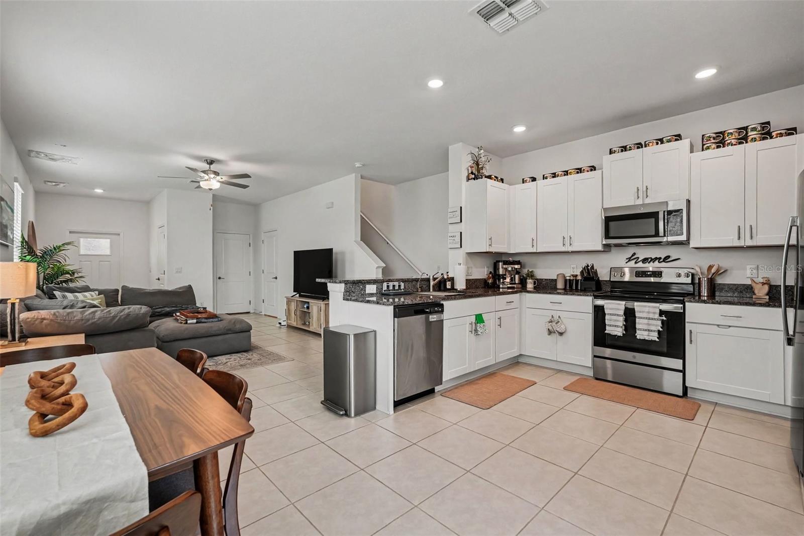 32137 POWDERPUFF MIMOSA DRIVE