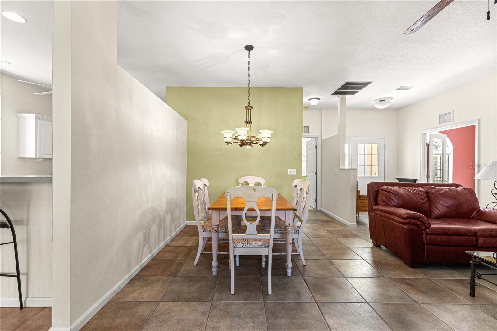 OCALA PALMS UN 06 - Residential