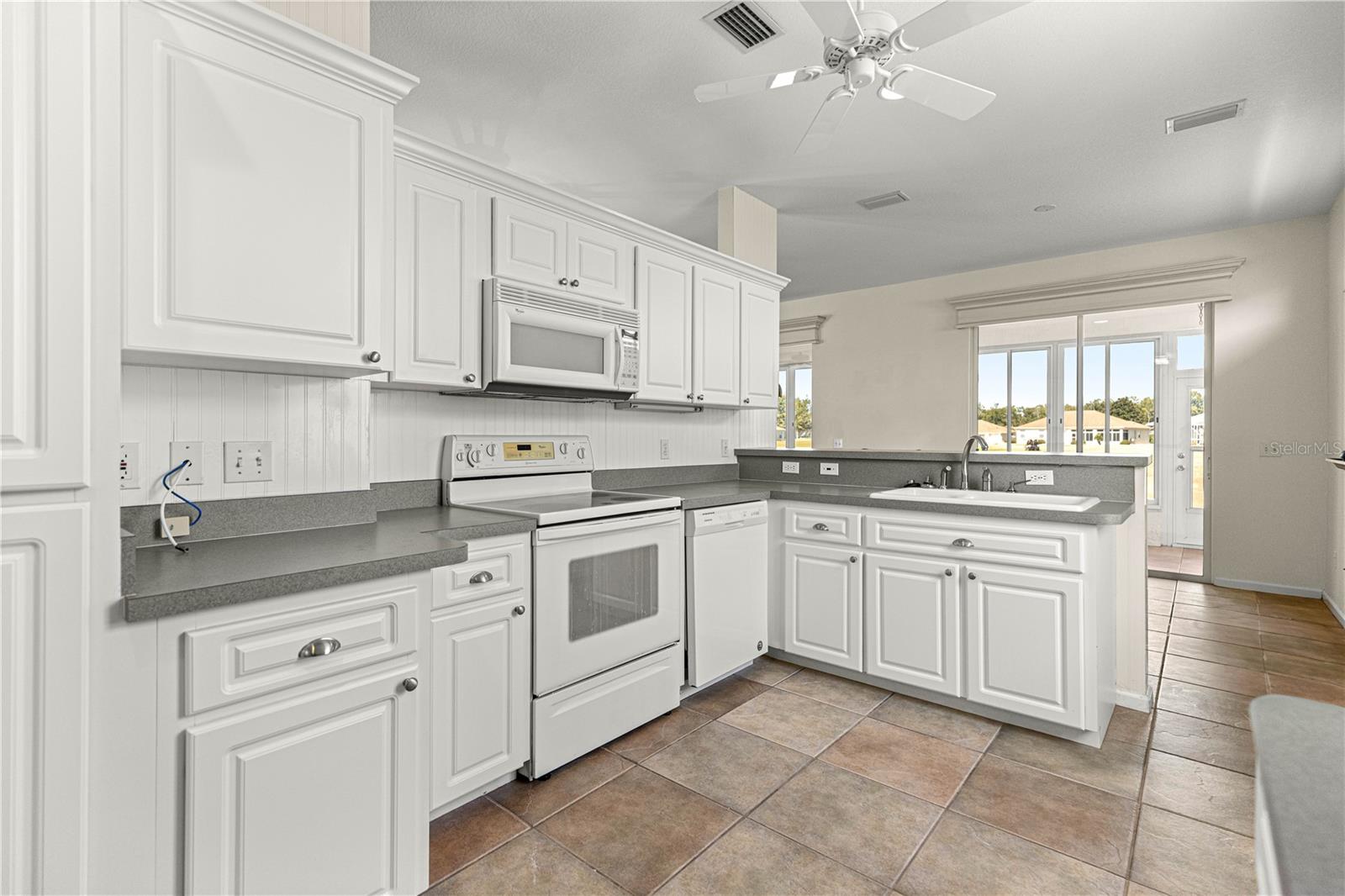 OCALA PALMS UN 06 - Residential