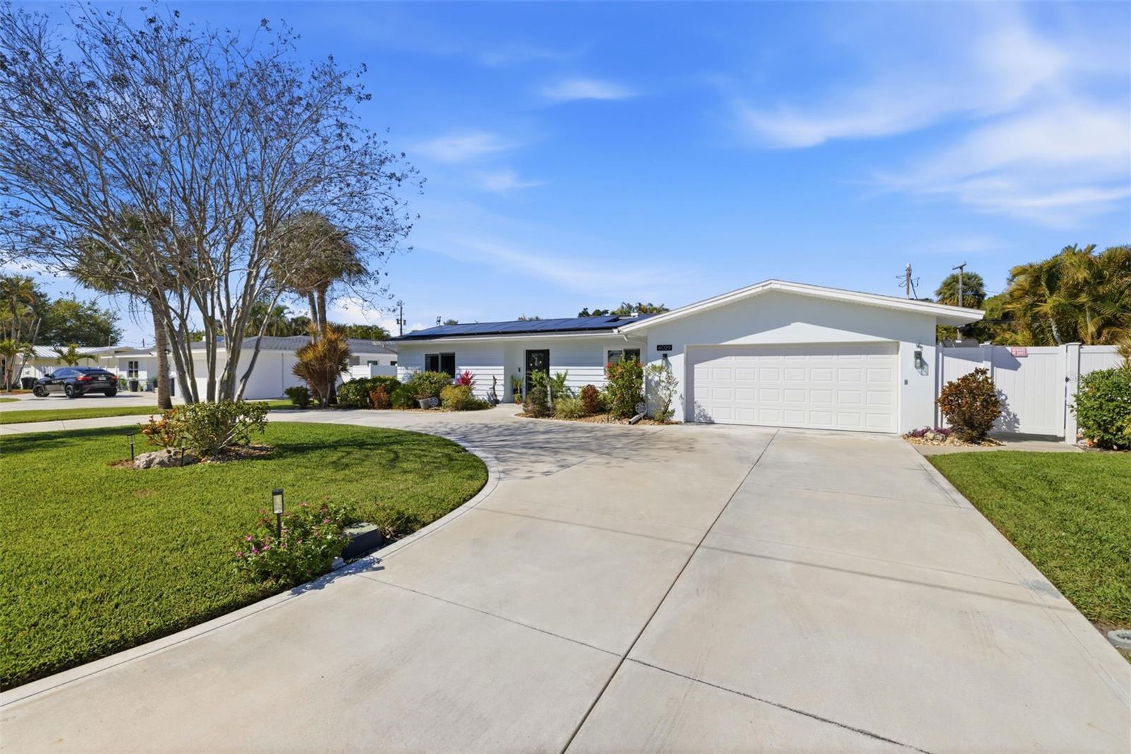 BROADWATER UNIT 1 - Residential