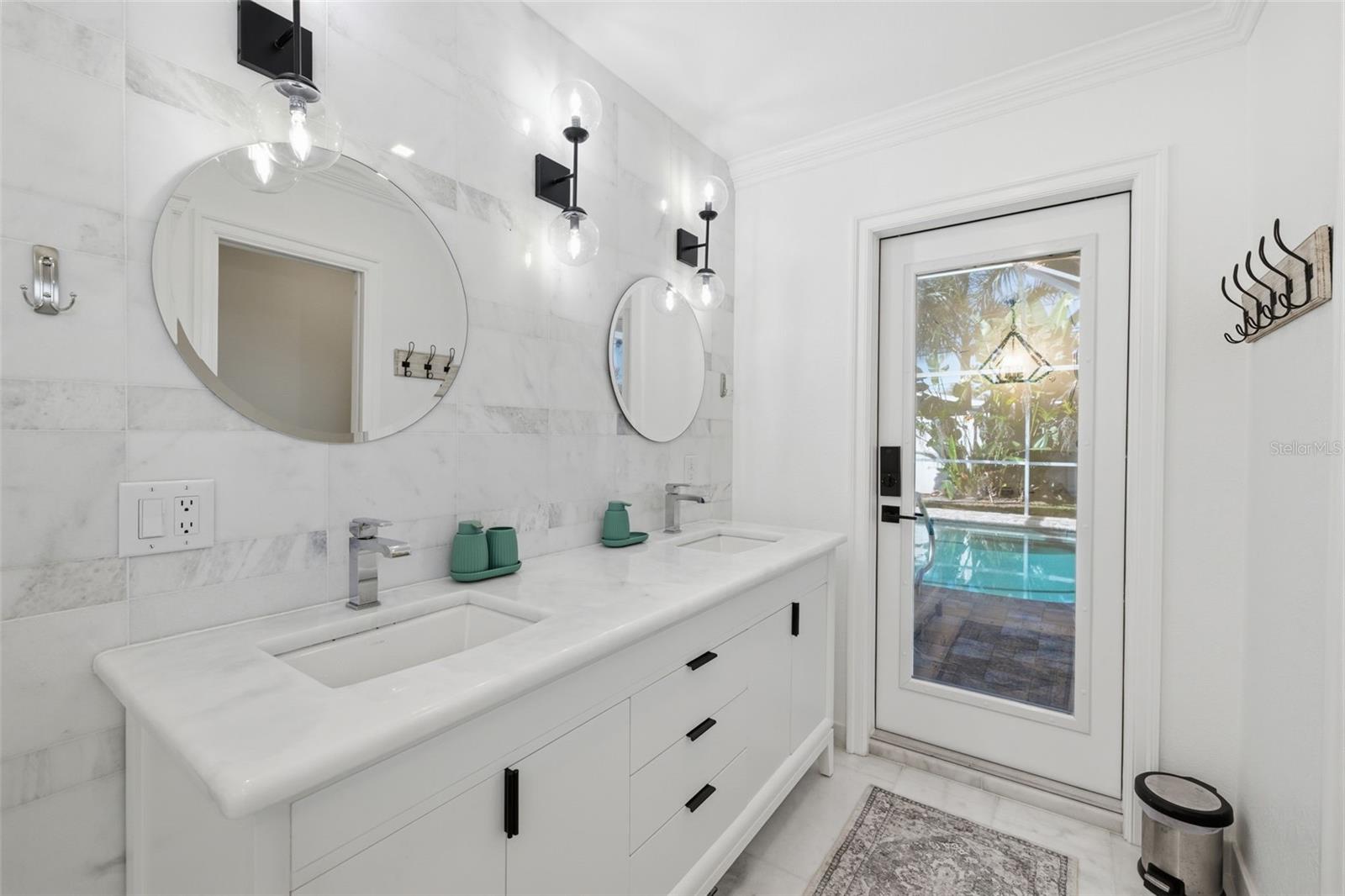 BROADWATER UNIT 1 - Residential