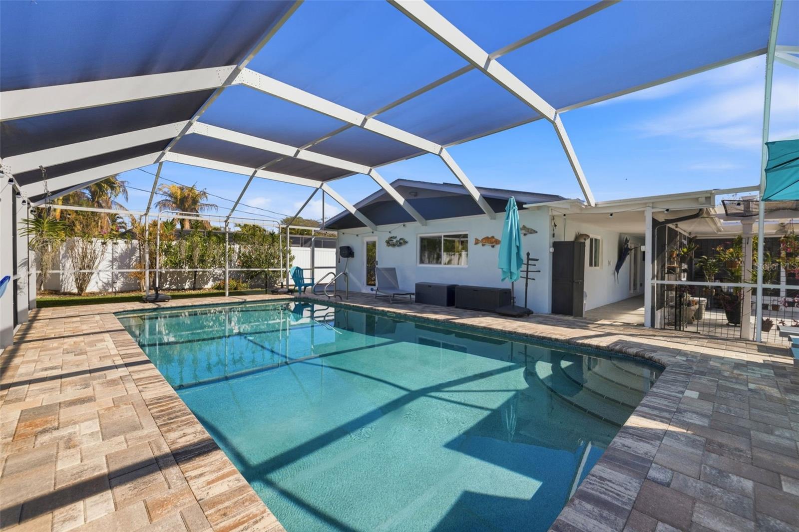 BROADWATER UNIT 1 - Residential