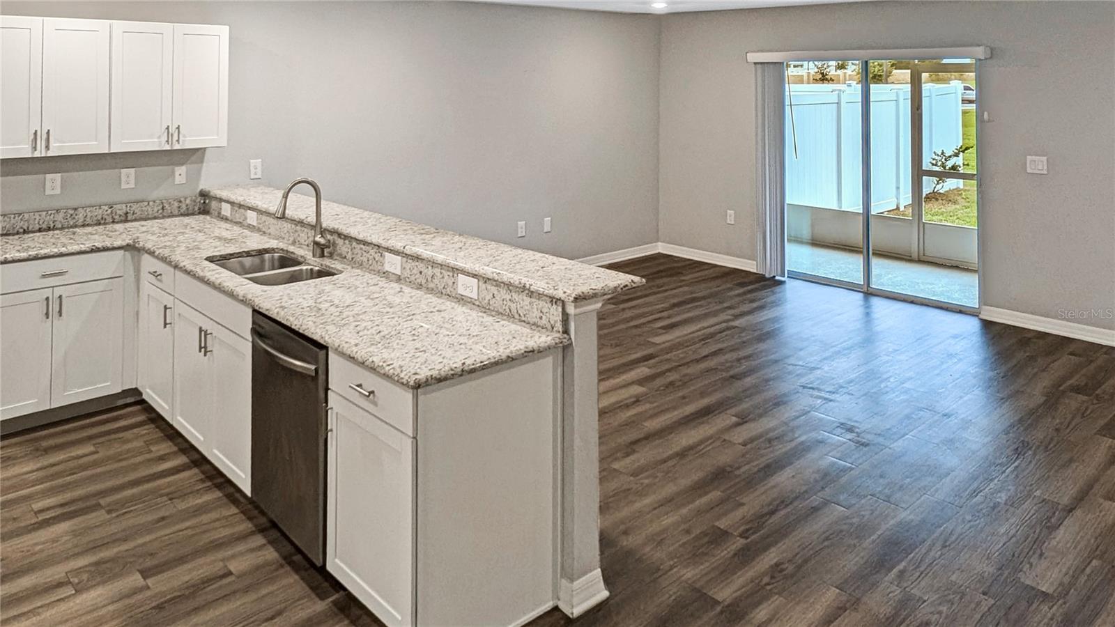 Photo 7 of 29 of 2917 FIELDWOOD CIRCLE townhome