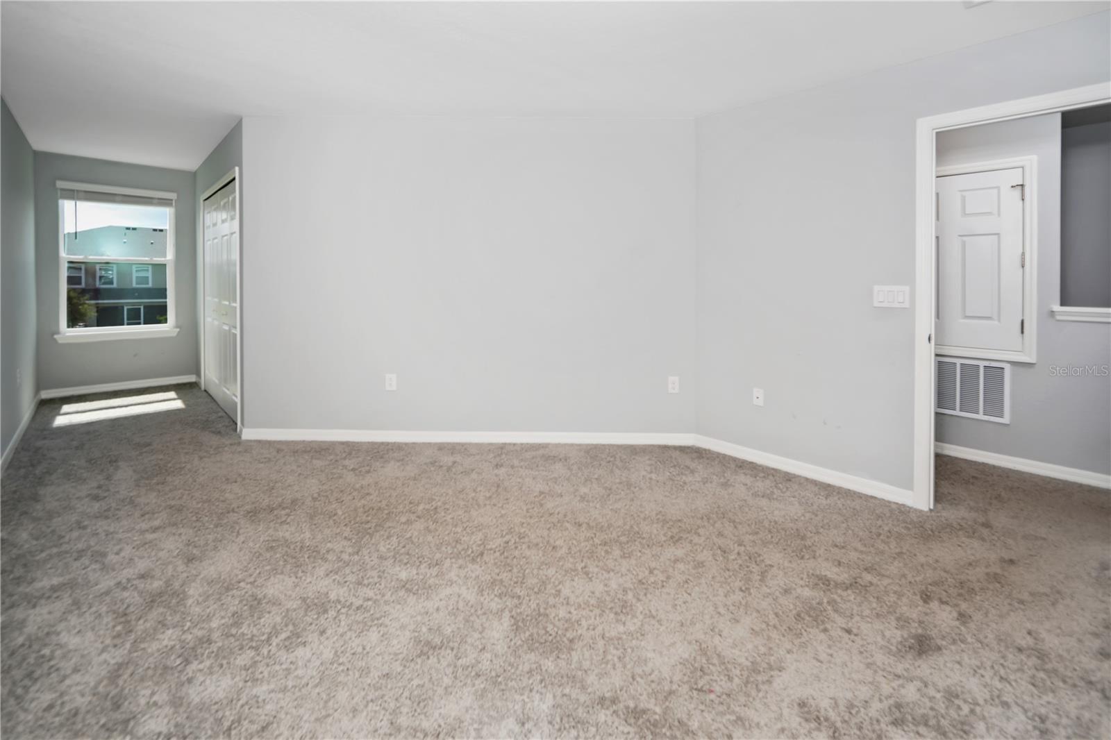 Photo 16 of 29 of 2917 FIELDWOOD CIRCLE townhome