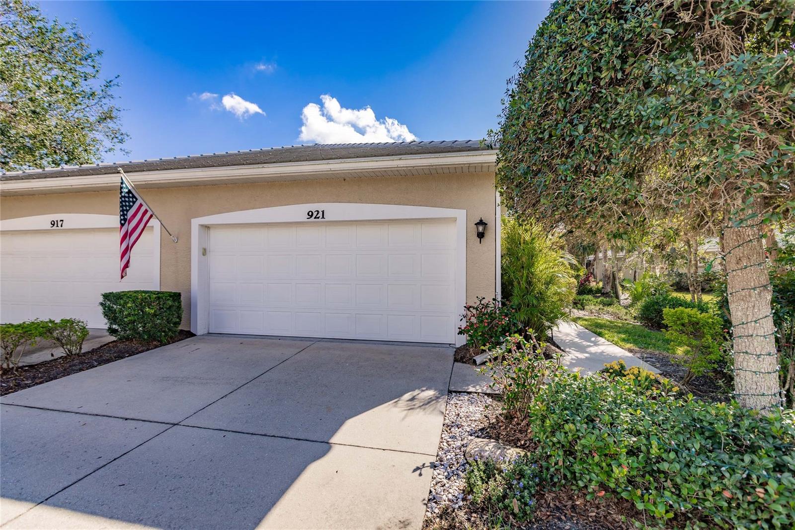 921 TARTAN DRIVE 31