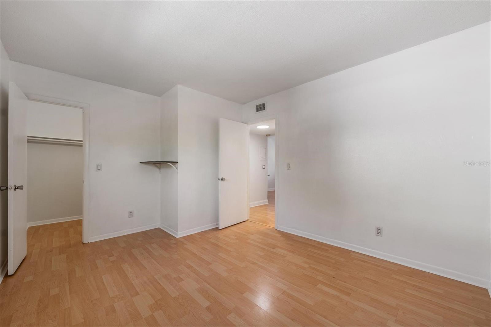 KINGSTON COURT VILLAS - Residential