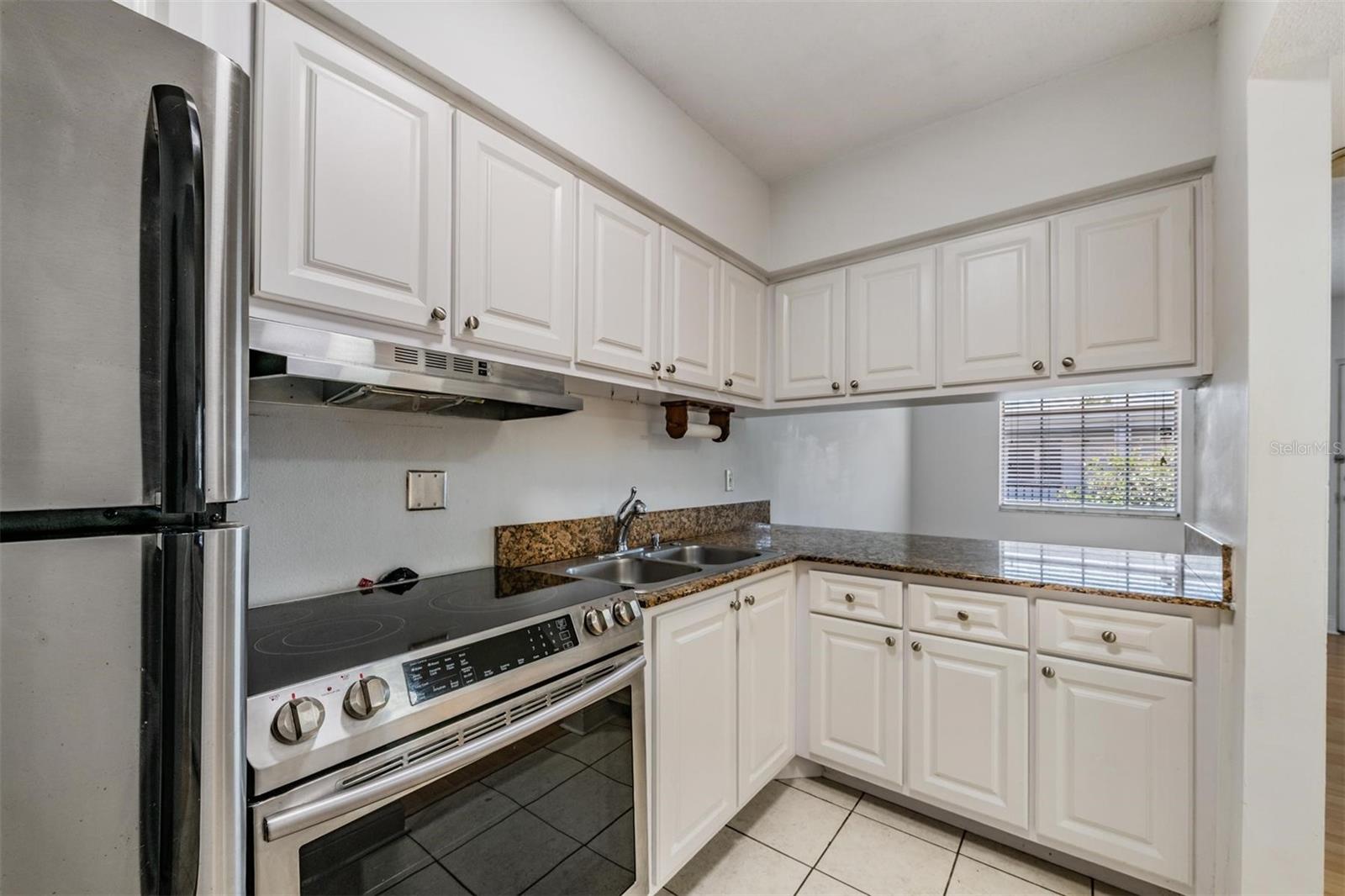 KINGSTON COURT VILLAS - Residential