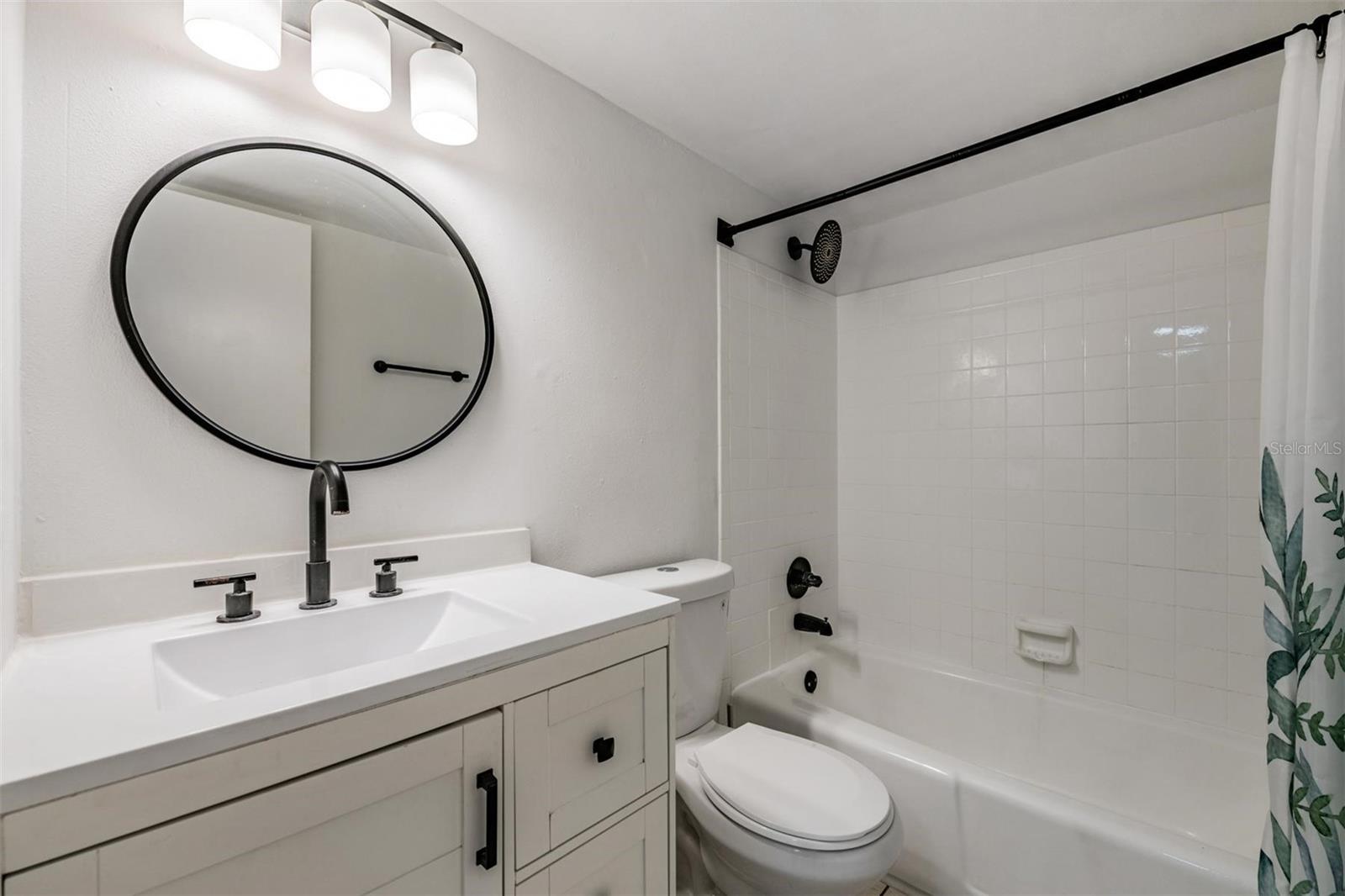 KINGSTON COURT VILLAS - Residential