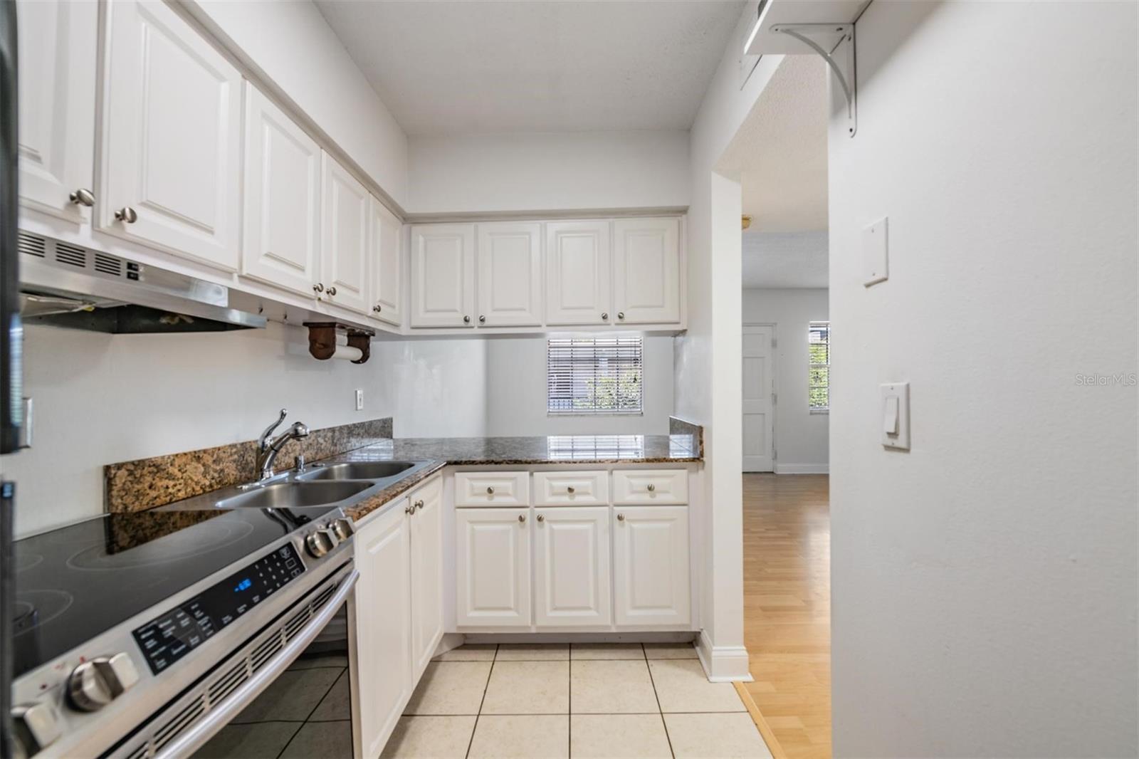 KINGSTON COURT VILLAS - Residential