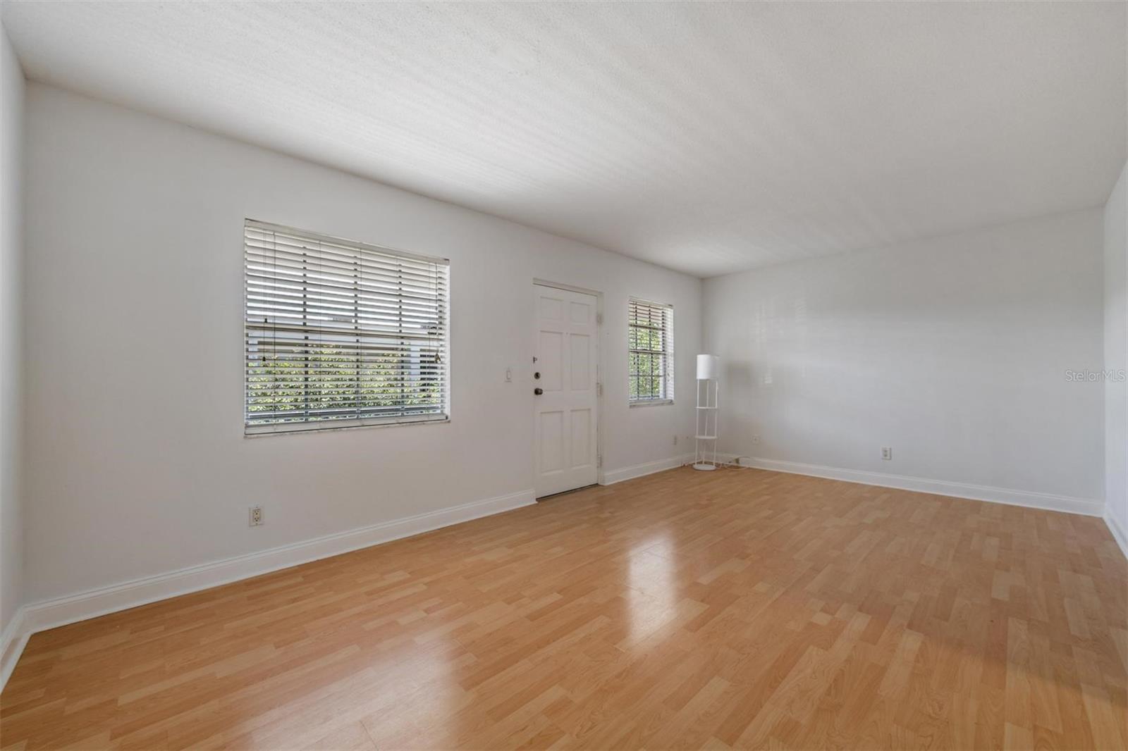 KINGSTON COURT VILLAS - Residential