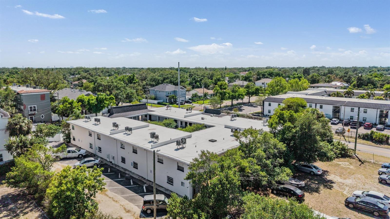 KINGSTON COURT VILLAS - Residential